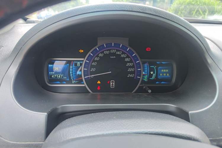 Used BYD S6 2014 2.0L Manual Luxury 5-Seater Instrument Cluster