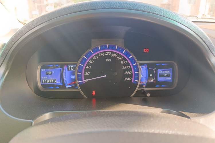 Used BYD S6 2014 2.0L Manual Luxury 5-Seater Instrument Cluster