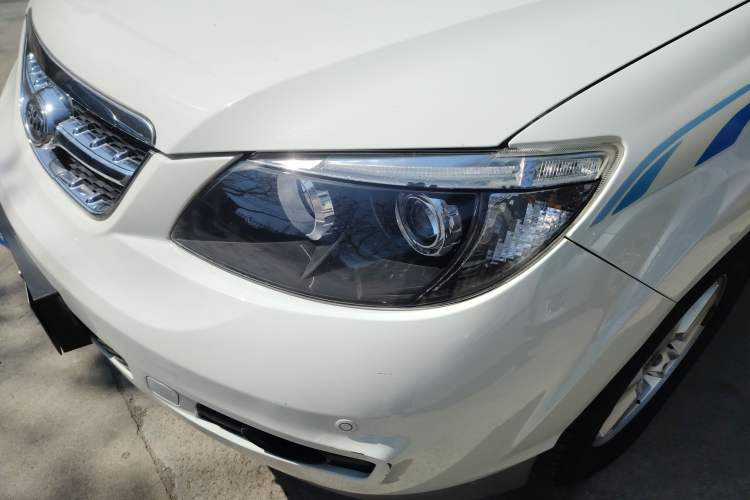 Used BYD S6 2014 2.4L Automatic Prestige 5-Seater Left Front Headlight