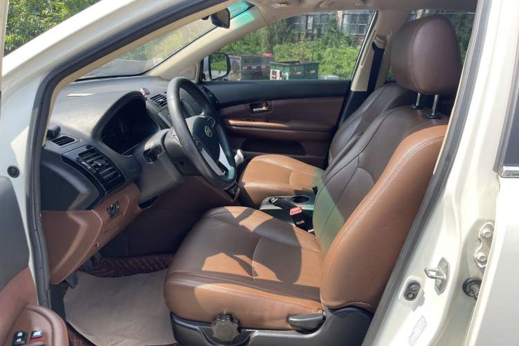 Used BYD S6 2014 2.0L Manual Luxury 5-Seater Left Front Seat