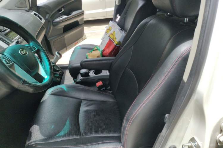 Used BYD S6 2014 2.0L Manual Luxury 5-Seater Left Front Seat