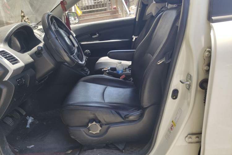 Used BYD S6 2014 1.5TI Manual Luxury 5-Seater Left Front Seat