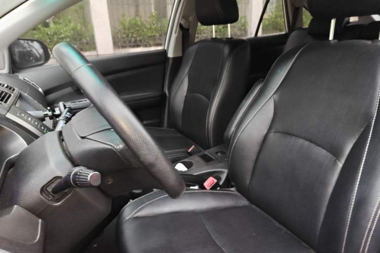 Used BYD S6 2014 2.0L Manual Luxury 5-Seater Left Front Seat
