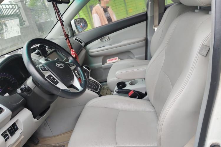 Used BYD S6 2014 2.4L Automatic Prestige 5-Seater Left Front Seat