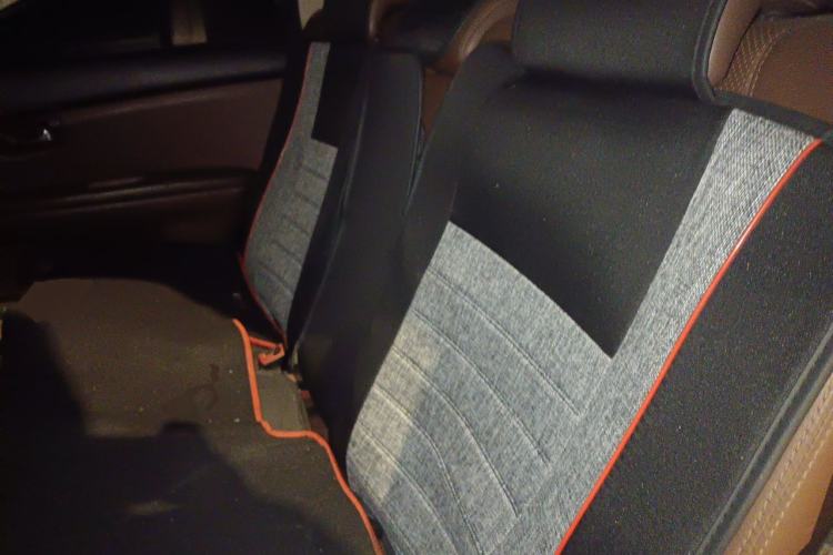 Used BYD S6 2014 2.0L Manual Luxury 7-Seater Left Rear Seat
