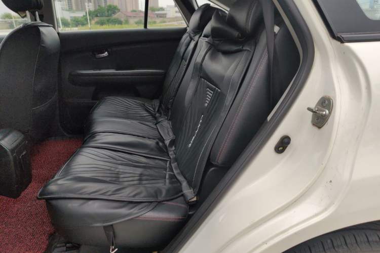 Used BYD S6 2014 1.5TI Manual Luxury 5-Seater Left Rear Seat