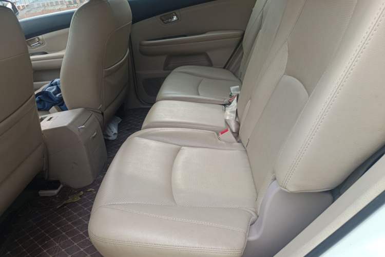 Used BYD S6 2014 2.0L Manual Luxury 5-Seater Left Rear Seat