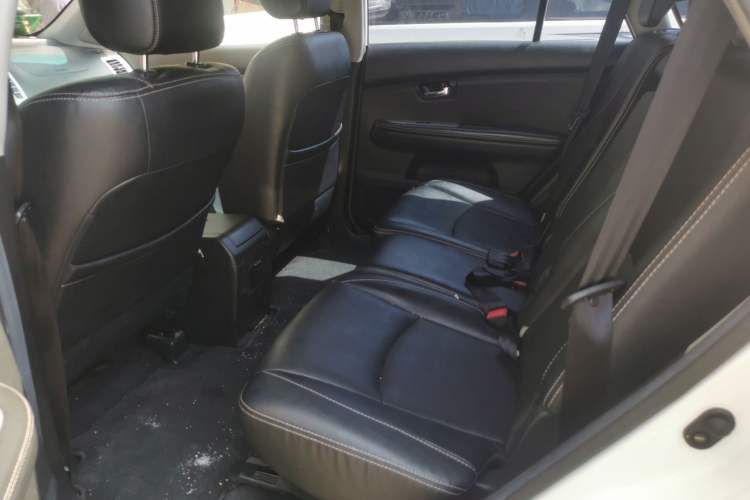 Used BYD S6 2014 2.0L Manual Luxury 5-Seater Left Rear Seat