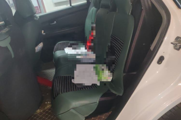 Used BYD S6 2014 1.5TI Manual Luxury 5-Seater Left Rear Seat