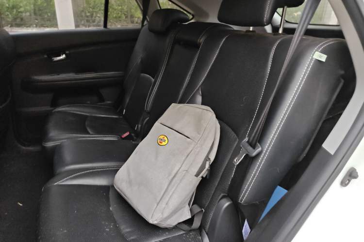 Used BYD S6 2014 2.0L Manual Luxury 5-Seater Left Rear Seat