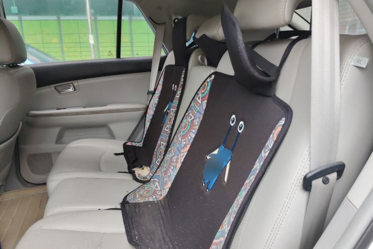 Used BYD S6 2014 2.4L Automatic Prestige 5-Seater Left Rear Seat
