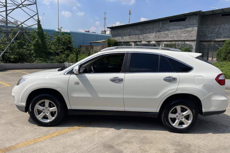 Used BYD S6 2014 2.0L Manual Luxury 5-Seater Left Side