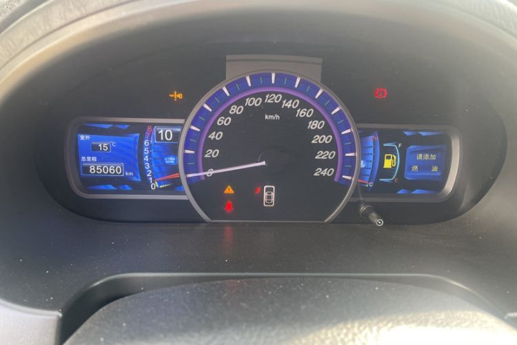 Used BYD S6 2014 2.0L Manual Luxury 5-Seater Odometer Close Up