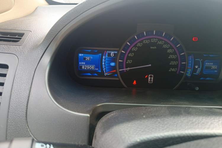 Used BYD S6 2014 2.0L Manual Luxury 5-Seater Odometer Close Up