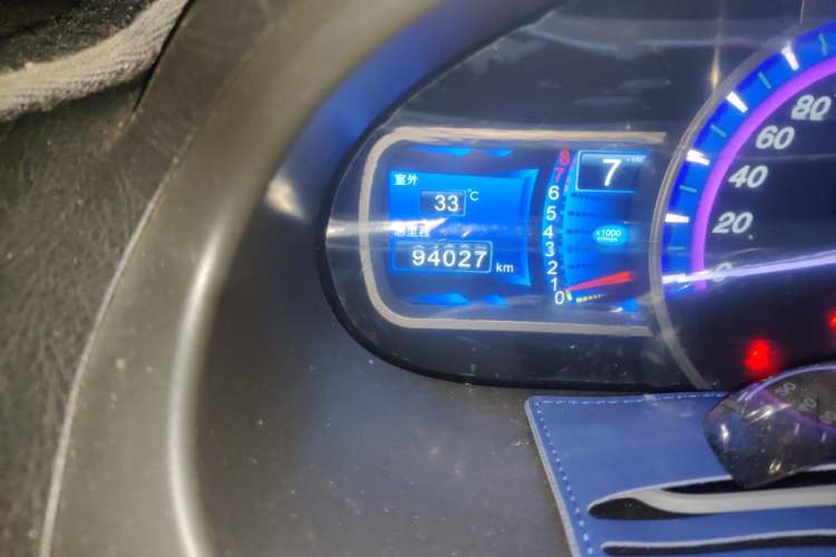Used BYD S6 2014 1.5TI Manual Luxury 5-Seater Odometer Close Up