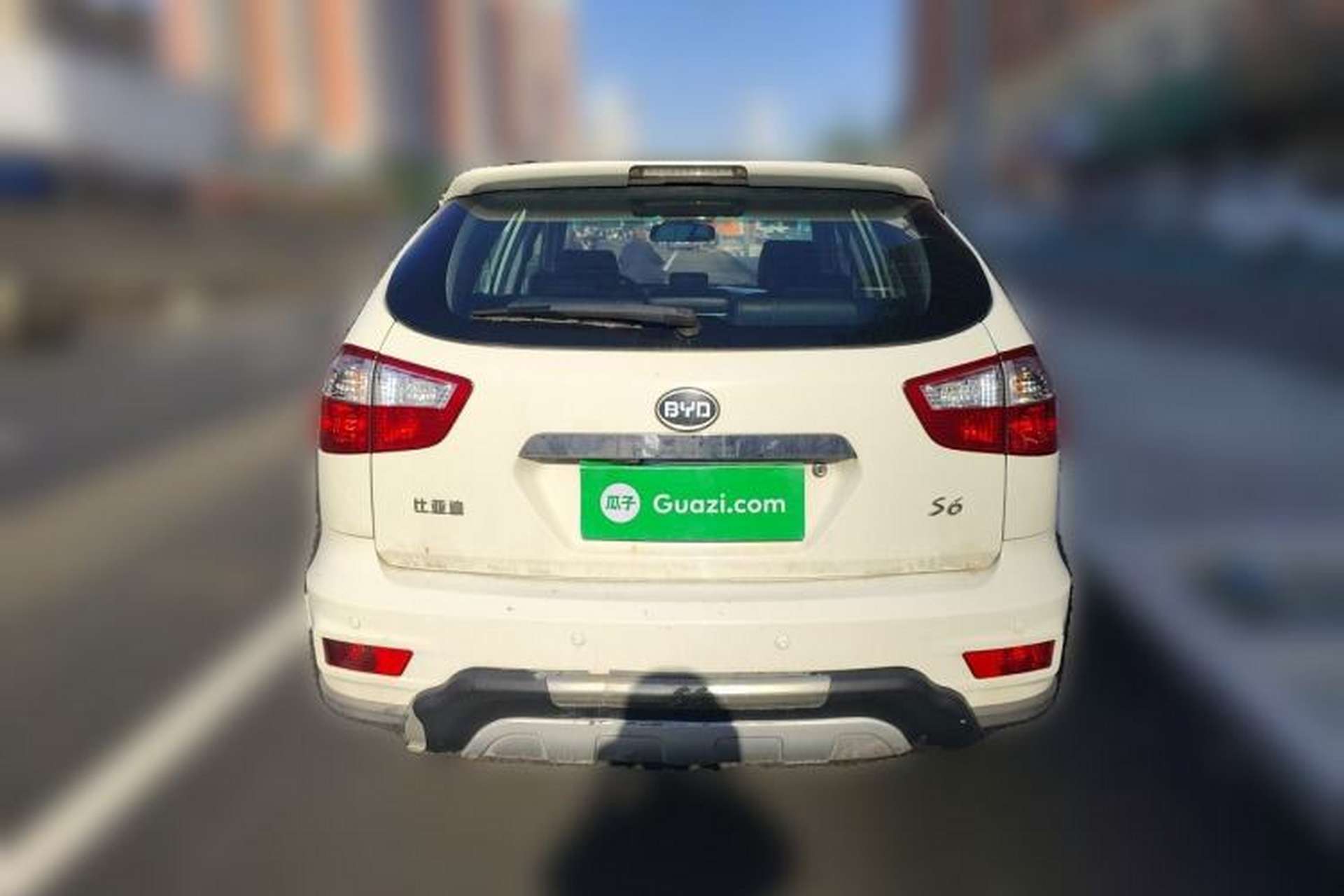 Used BYD S6 2014 2.0L Manual Luxury 5-Seater Rear