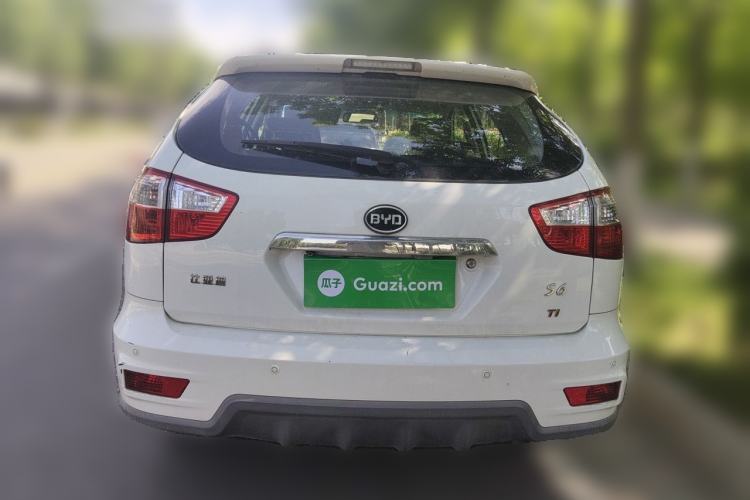 Used BYD S6 2014 1.5TI Manual Luxury 5-Seater Rear