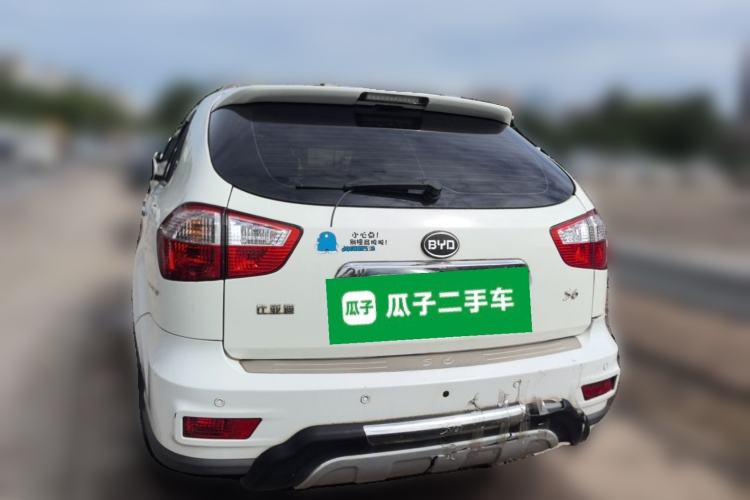 Used BYD S6 2014 2.0L Manual Luxury 5-Seater Rear