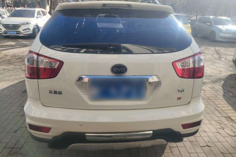 Used BYD S6 2014 1.5TI Manual Luxury 5-Seater Rear