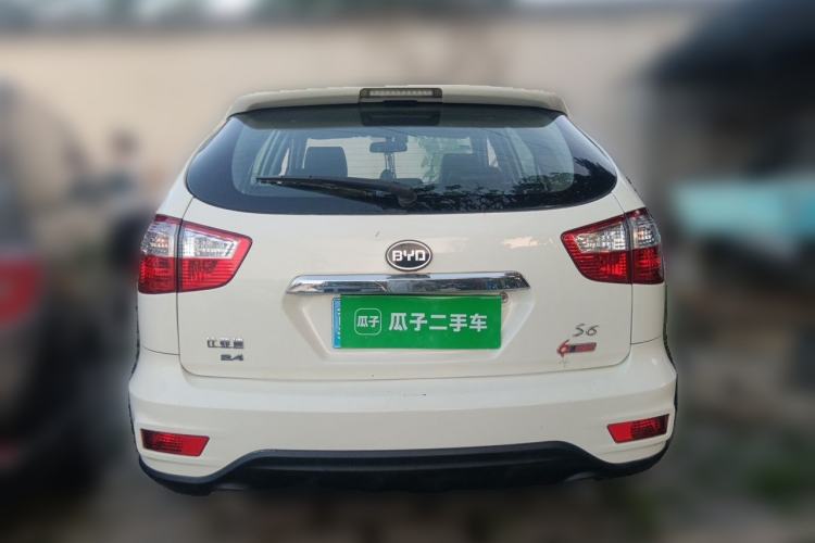 Used BYD S6 2014 2.4L Automatic Luxury Version 5 Seats Rear