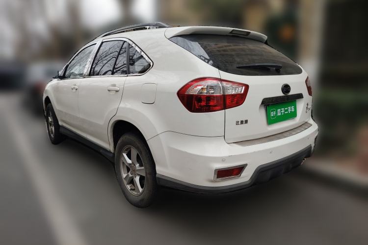 Used BYD S6 2014 2.0L Manual Luxury 5-Seater Rear Left 45 Deg