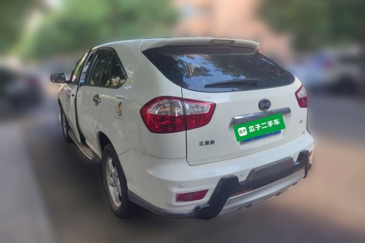 Used BYD S6 2014 2.0L Manual Luxury 5-Seater Rear Left 45 Deg