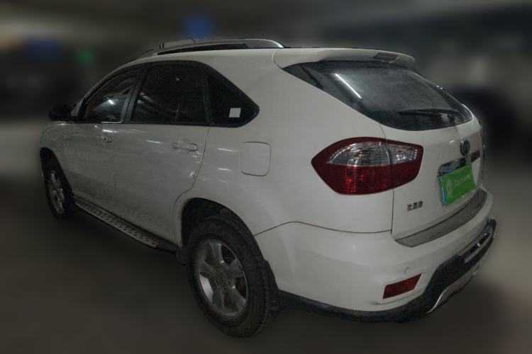 Used BYD S6 2014 2.0L Manual Luxury 5-Seater Rear Left 45 Deg