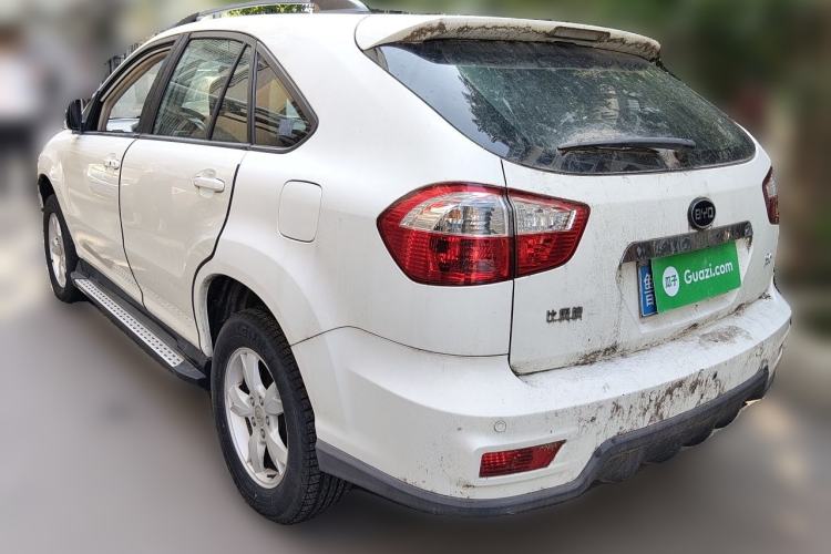 Used BYD S6 2014 2.0L Manual Luxury 5-Seater Rear Left 45 Deg