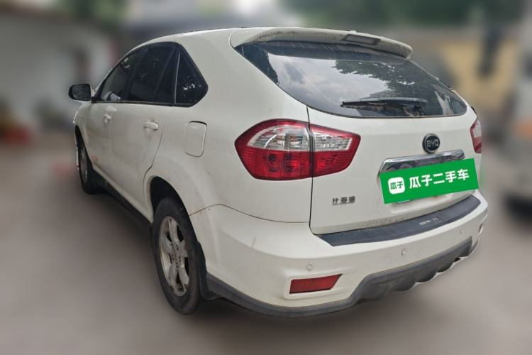 Used BYD S6 2014 2.0L Manual Luxury 5-Seater Rear Left 45 Deg