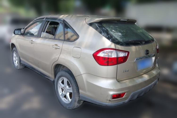 Used BYD S6 2014 2.0L Manual Luxury 5-Seater Rear Left 45 Deg