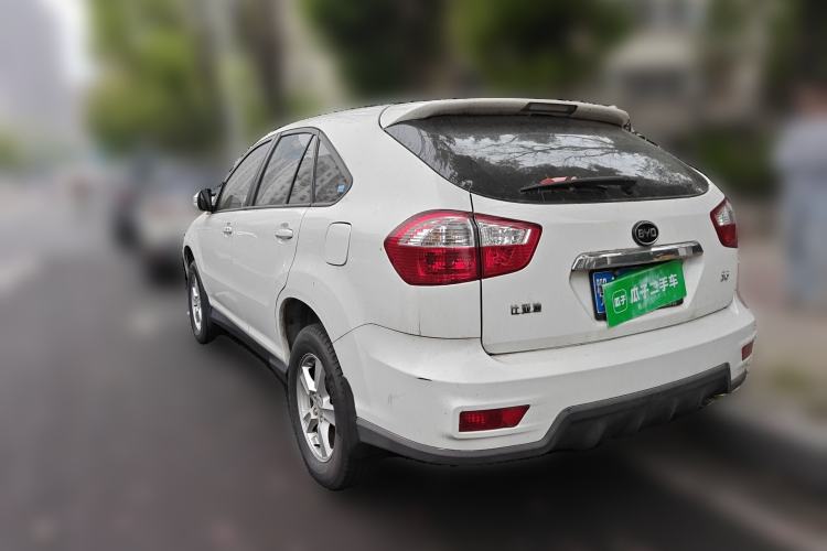 Used BYD S6 2014 2.0L Manual Luxury 5-Seater Rear Left 45 Deg