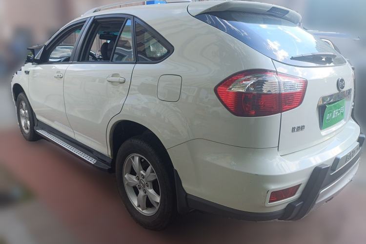 Used BYD S6 2014 2.0L Manual Luxury 5-Seater Rear Left 45 Deg