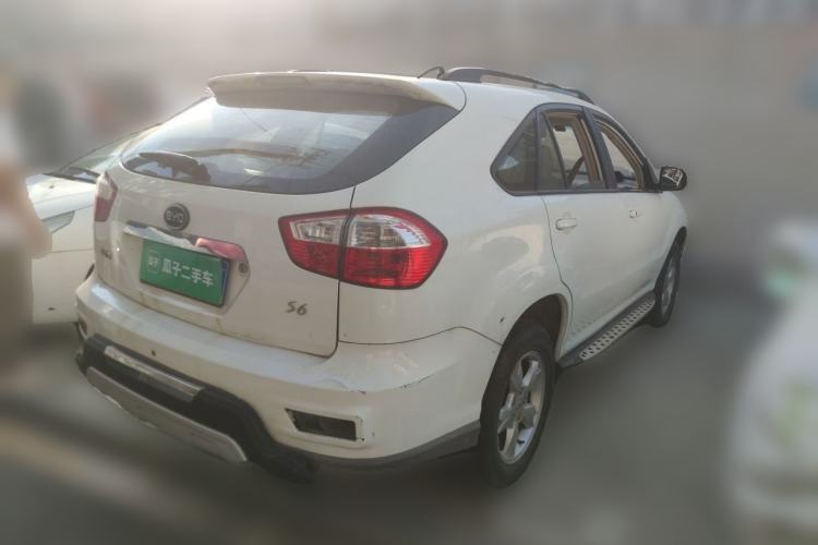 Used BYD S6 2014 2.0L Manual Luxury 5-Seater Rear Right 45 Deg