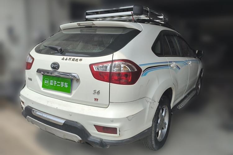 Used BYD S6 2014 1.5TI Manual Flagship Model 5 Seats Rear Right 45 Deg
