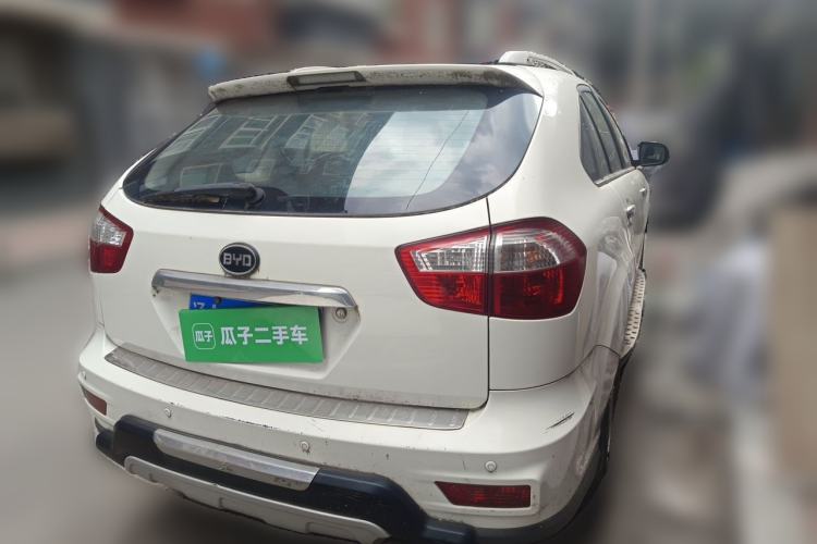 Used BYD S6 2014 1.5TI Manual Luxury 5-Seater Rear Right 45 Deg