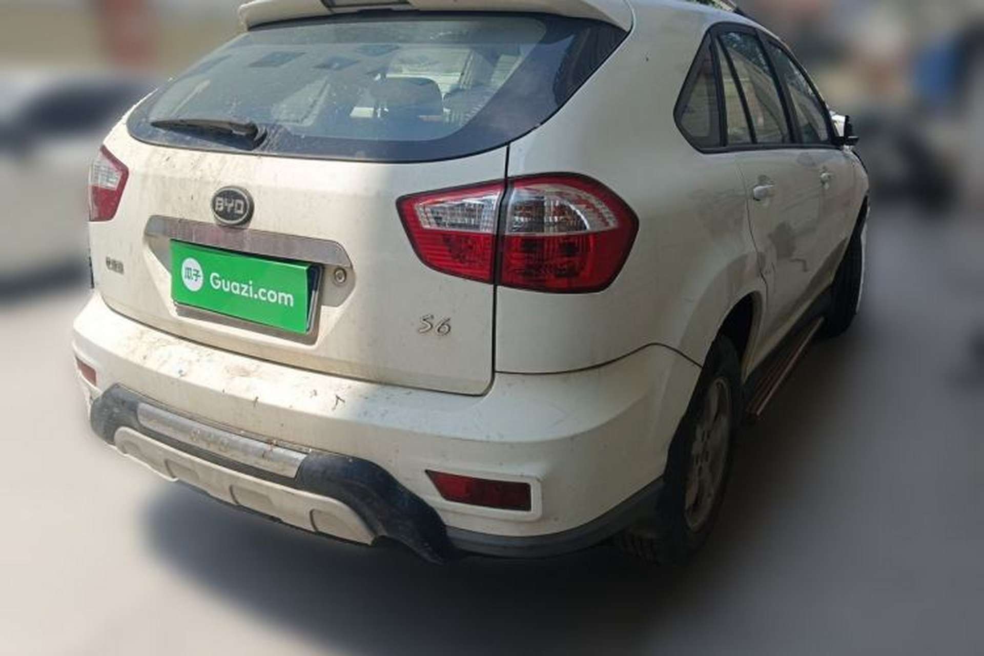 Used BYD S6 2014 2.0L Manual Luxury 5-Seater Rear Right 45 Deg
