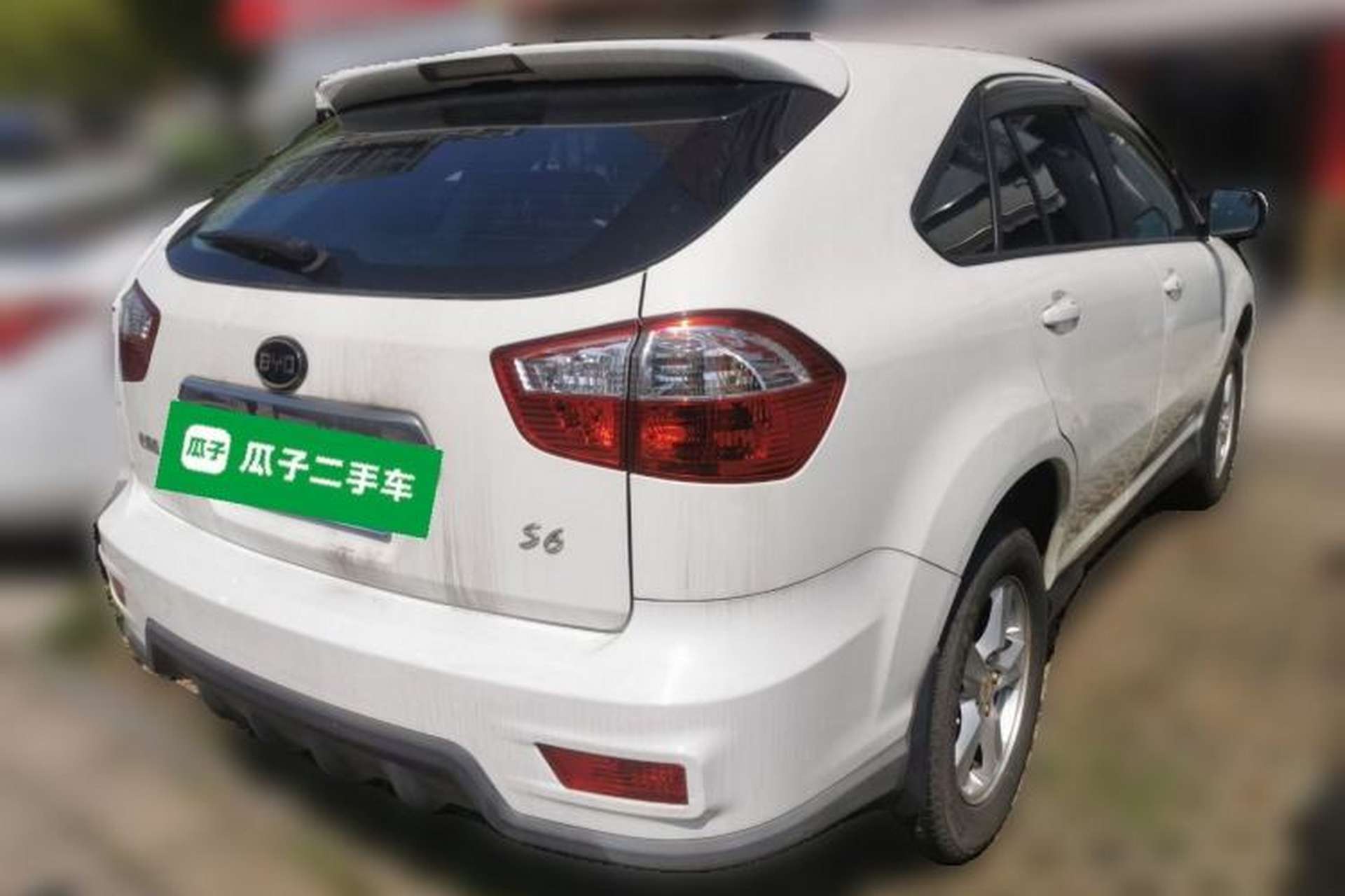 Used BYD S6 2014 2.0L Manual Luxury 5-Seater Rear Right 45 Deg