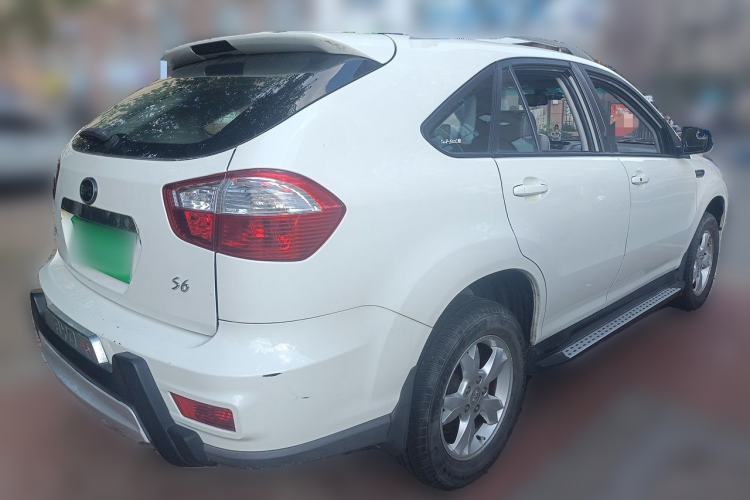 Used BYD S6 2014 2.0L Manual Luxury 5-Seater Rear Right 45 Deg