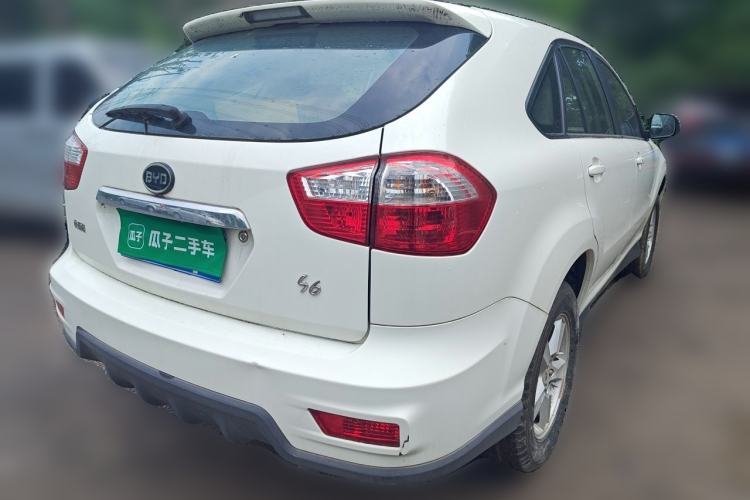 Used BYD S6 2014 2.0L Manual Luxury 5-Seater Rear Right 45 Deg