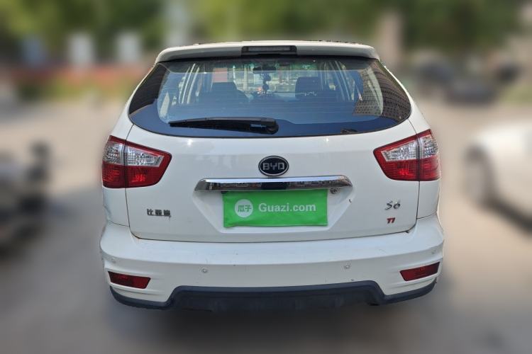 Used BYD S6 2014 1.5TI Manual Luxury 5-Seater Rear