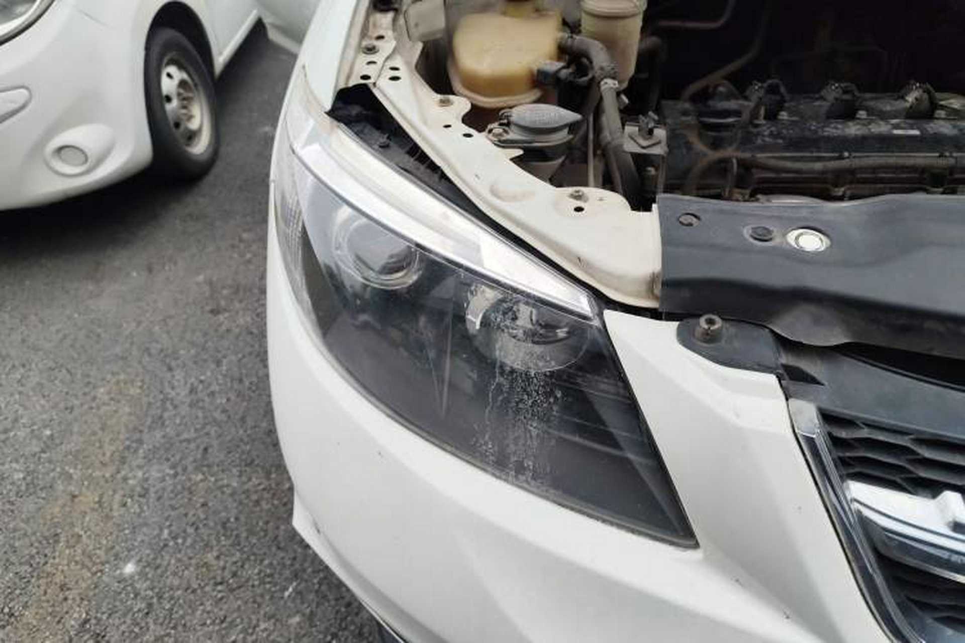 Used BYD S6 2014 2.4L Automatic Prestige 5-Seater Right Front Headlight