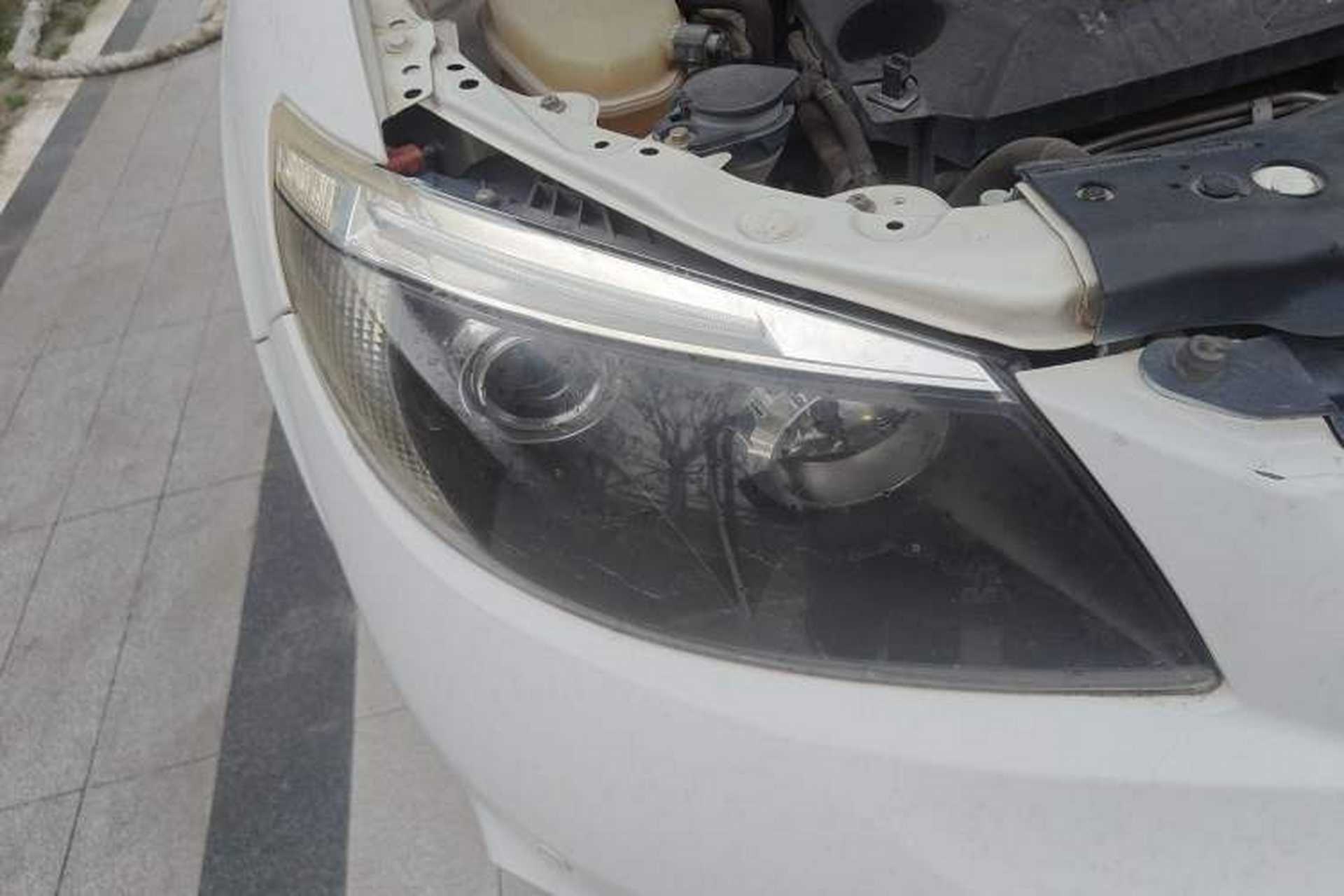 Used BYD S6 2014 1.5TI Manual Luxury 5-Seater Right Front Headlight