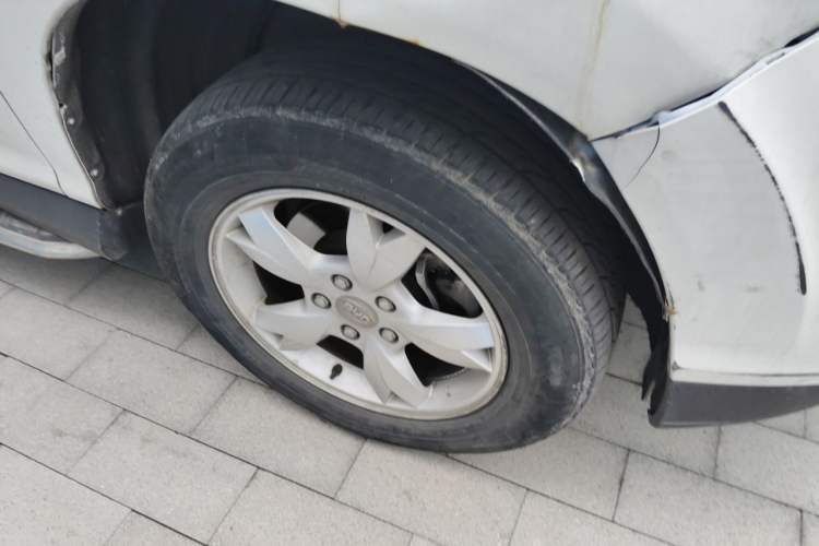 Used BYD S6 2014 2.4L Automatic Prestige 5-Seater Right Front Wheel Hub