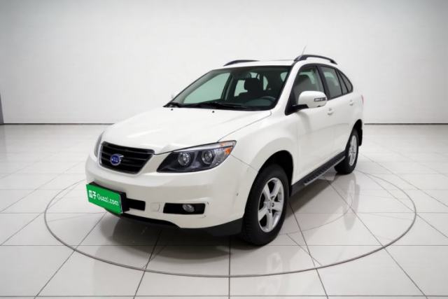 BYD S6 2014 1.5TI Manual Luxury 5-Seater usado