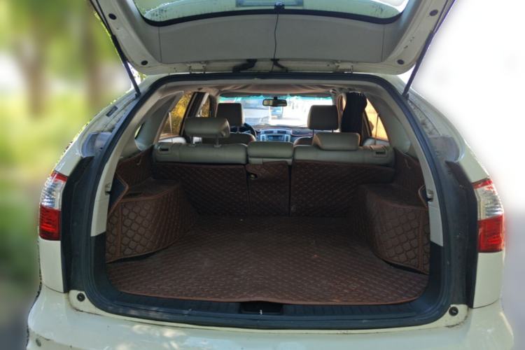 Used BYD S6 2014 1.5TI Manual Luxury 5-Seater Trunk