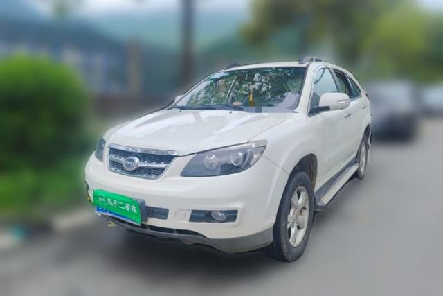 Used BYD S6 2014 2.0L Manual Luxury 5-Seater