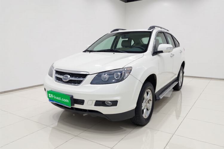 BYD S6 2014 2.0L Manual Luxury 5-Seater usado Guazi used car, China used car export, Used car for sale, Used  cars, Cheapest cars for sale