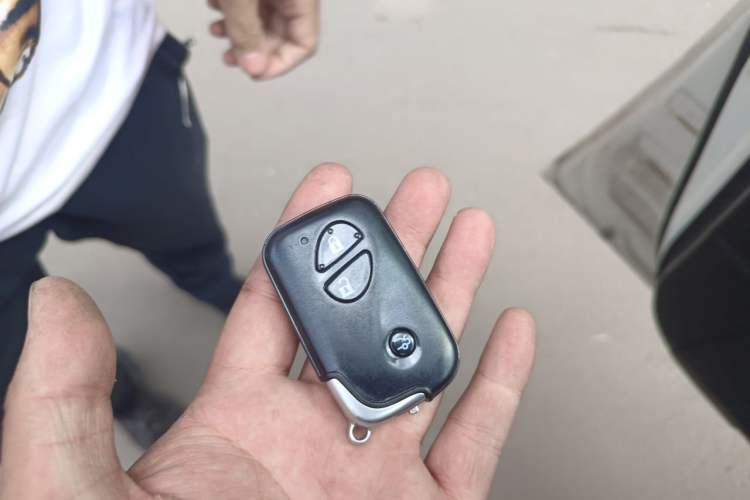 Used BYD S6 2014 1.5TI Manual Luxury 5-Seater Vehicle Key