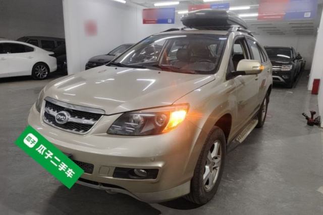 Used BYD S6 2014 2.4L Automatic Prestige 5-Seater