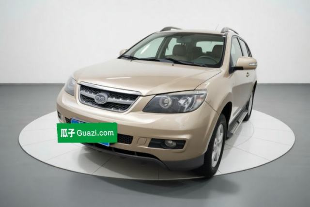 Ojetý BYD S6 2014 2.0L Manual Luxury 5-Seater